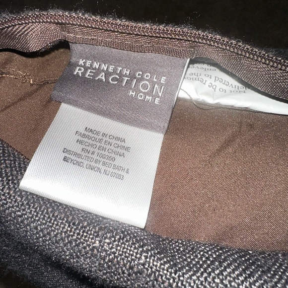 KENNETH COLE REACTION HOME THROW PILLOWS - Picture 3 of 8